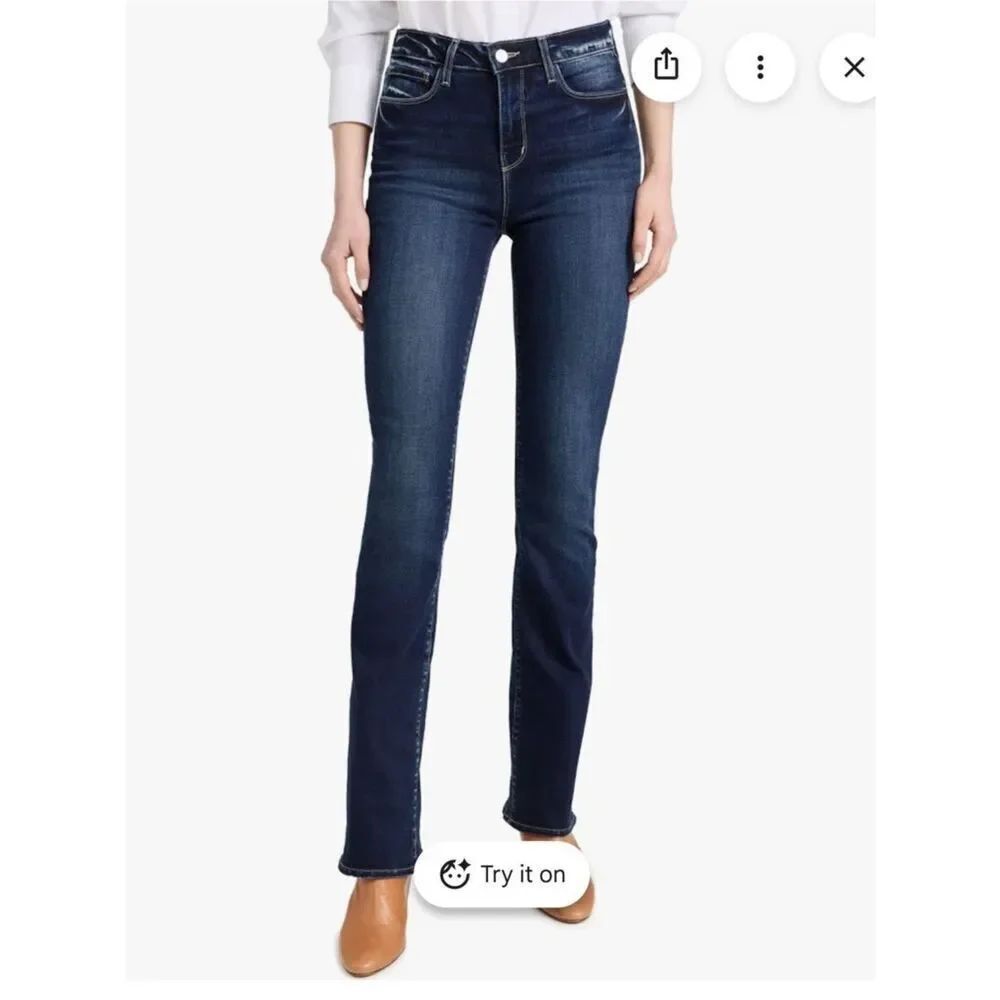 L'AGENCE Women's Selma High Rise Baby
Bootcut Jeans